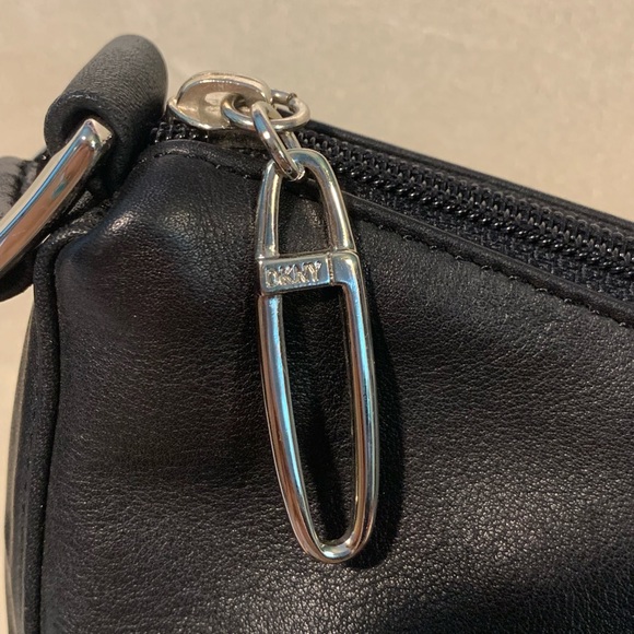 DKNY Black leather satchel bag - Picture 2 of 6